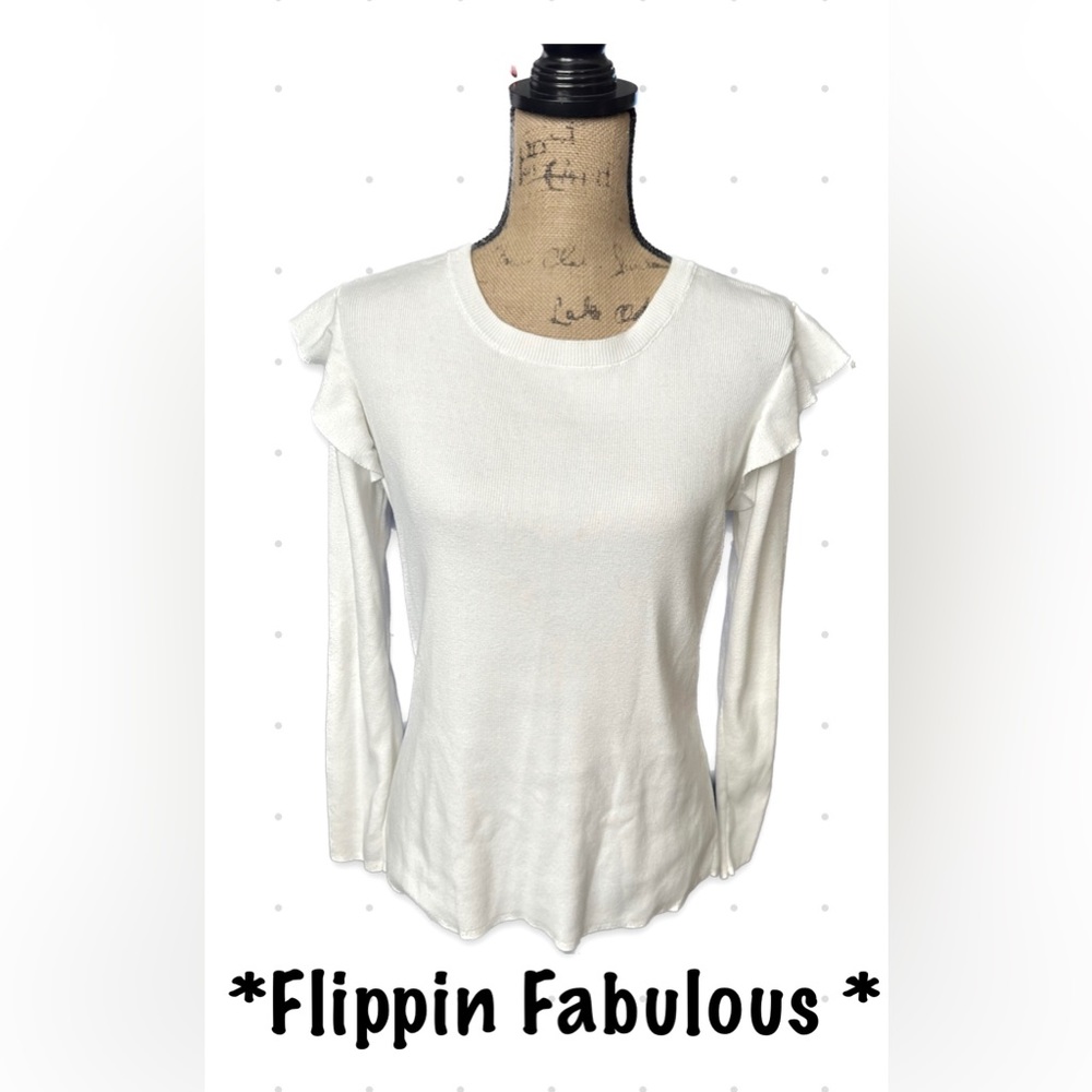 Du Jour ~ White Ruffle Shoulder Rib Knit Sweater size medium